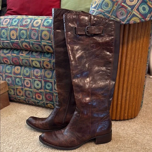 Brown Leather Riding Boots - Picture 6 of 9